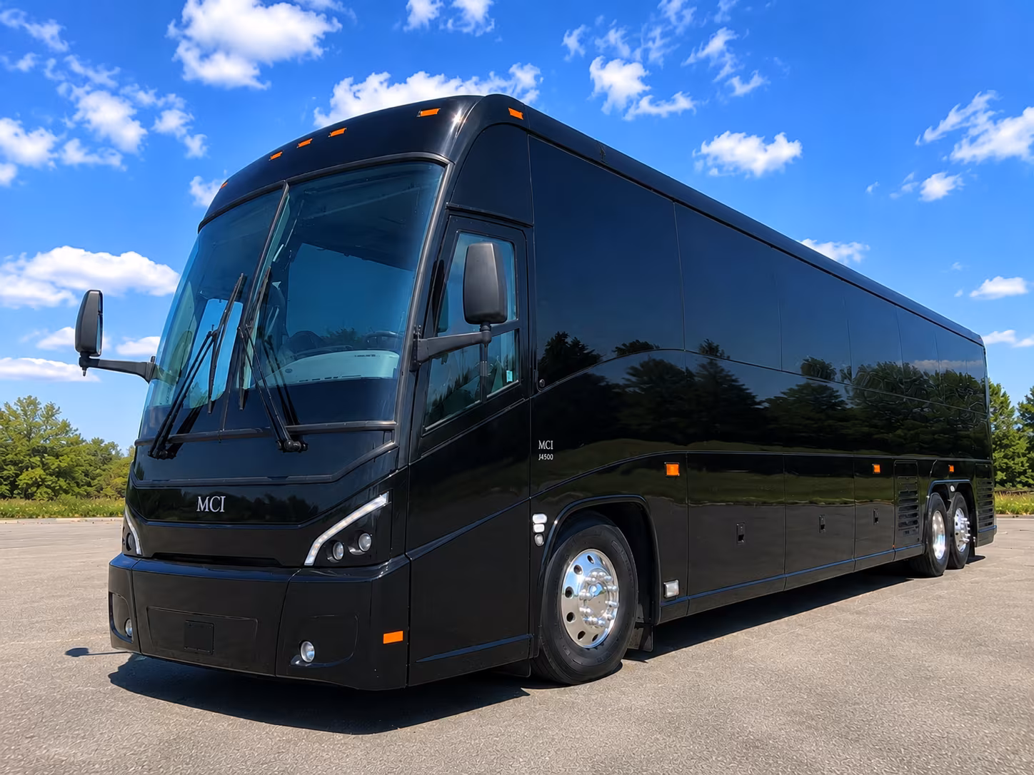 everett silvertips game day bus rentals at angel of the winds arena