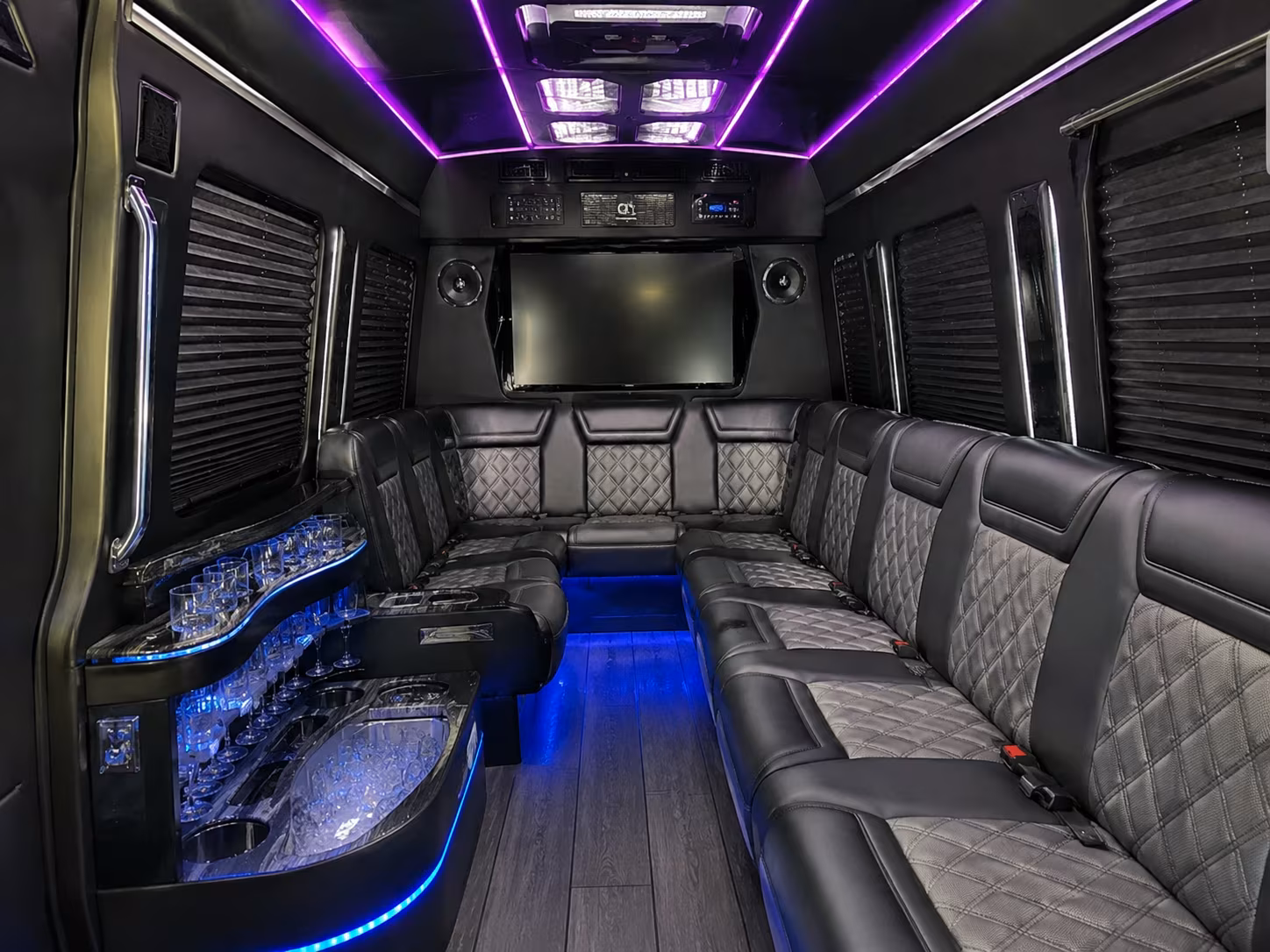 everettcharterbusservices com makes it possible to find off site event and retreat transportation in everett