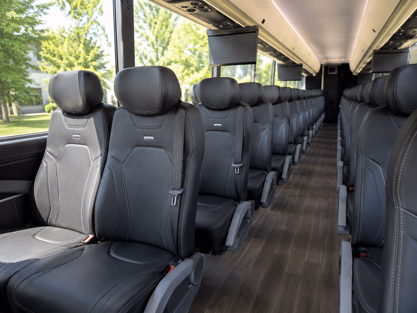 how the type of bus changes the price in everett washington